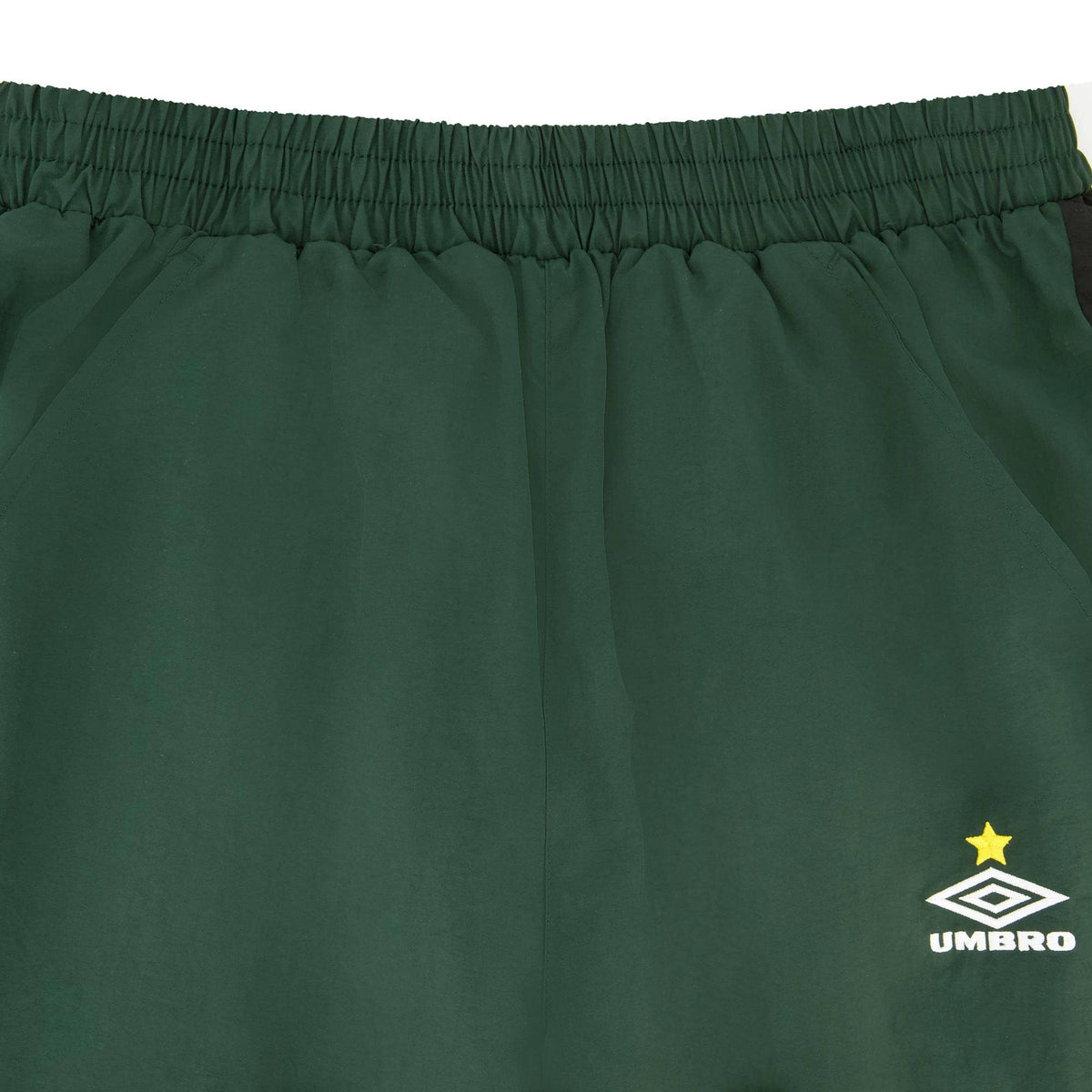 Umbro Men's Relaxed Track Pant: Dark Green / M