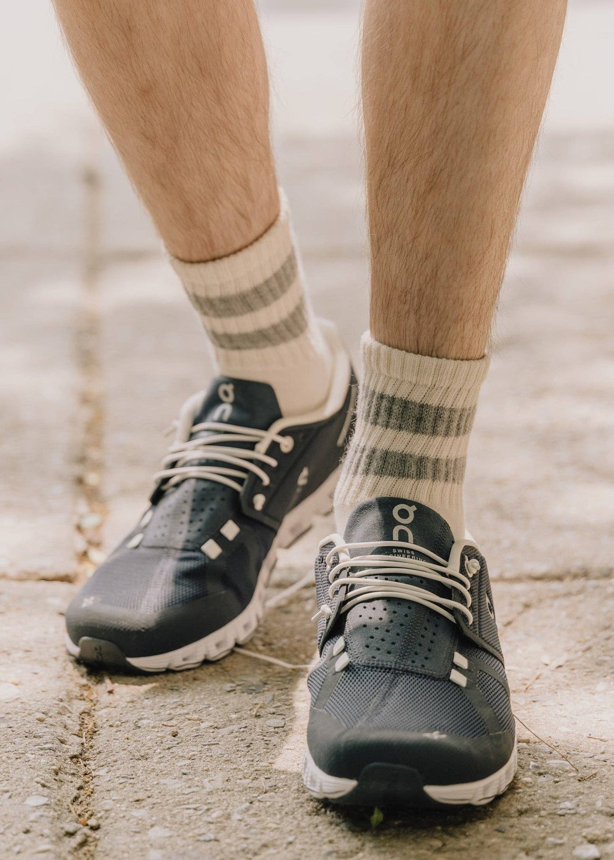 The Mono Stripe Quarter Crew: Grey Heather / One Size
